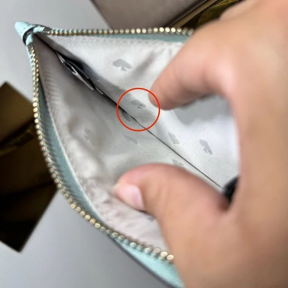 Kate Spade Darcy Daisy Embroidered L-Zip Card Holder Wallet - Picture 4 of 7